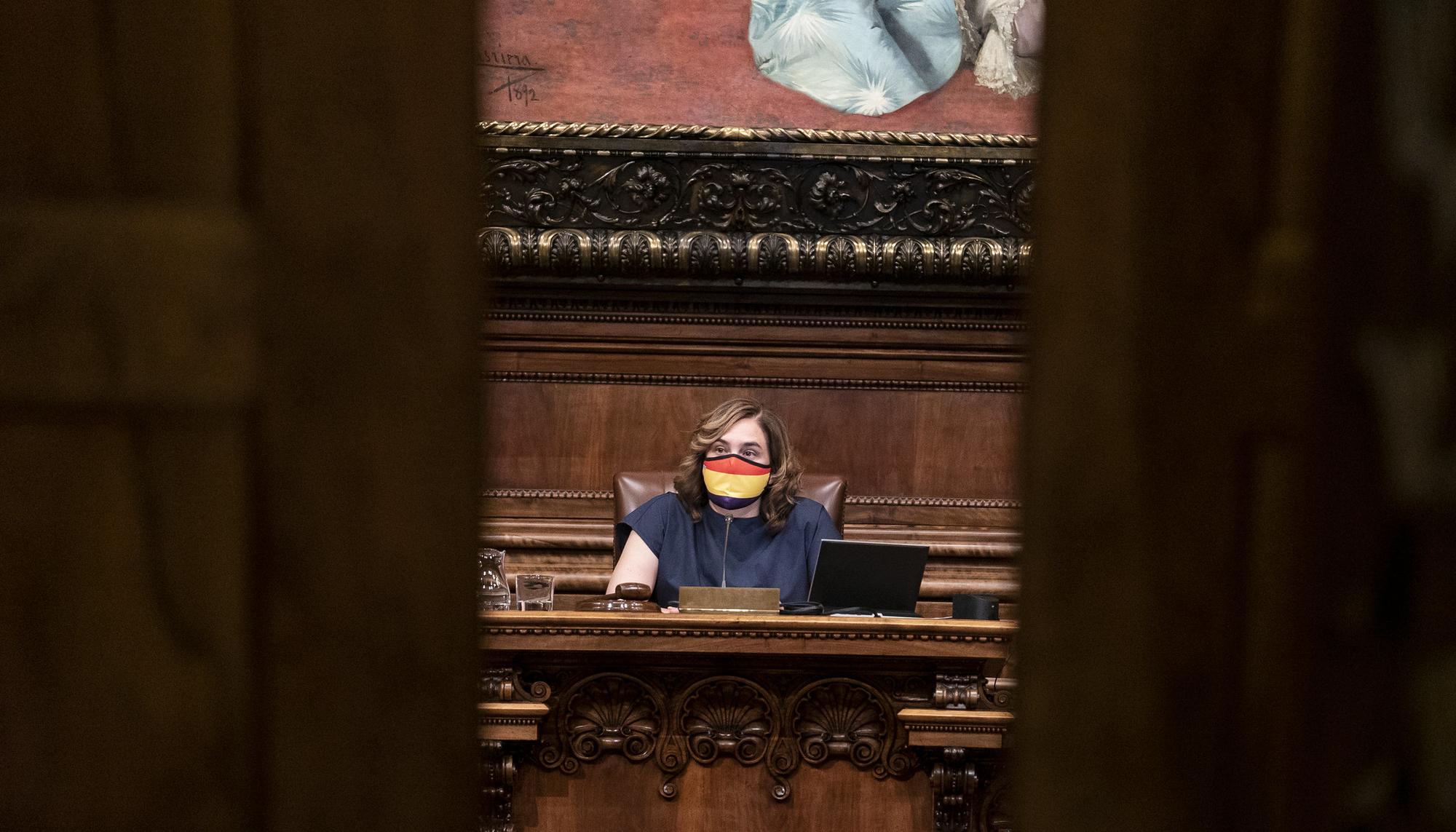 Ada Colau julio plenario ayuntamiento barcelona